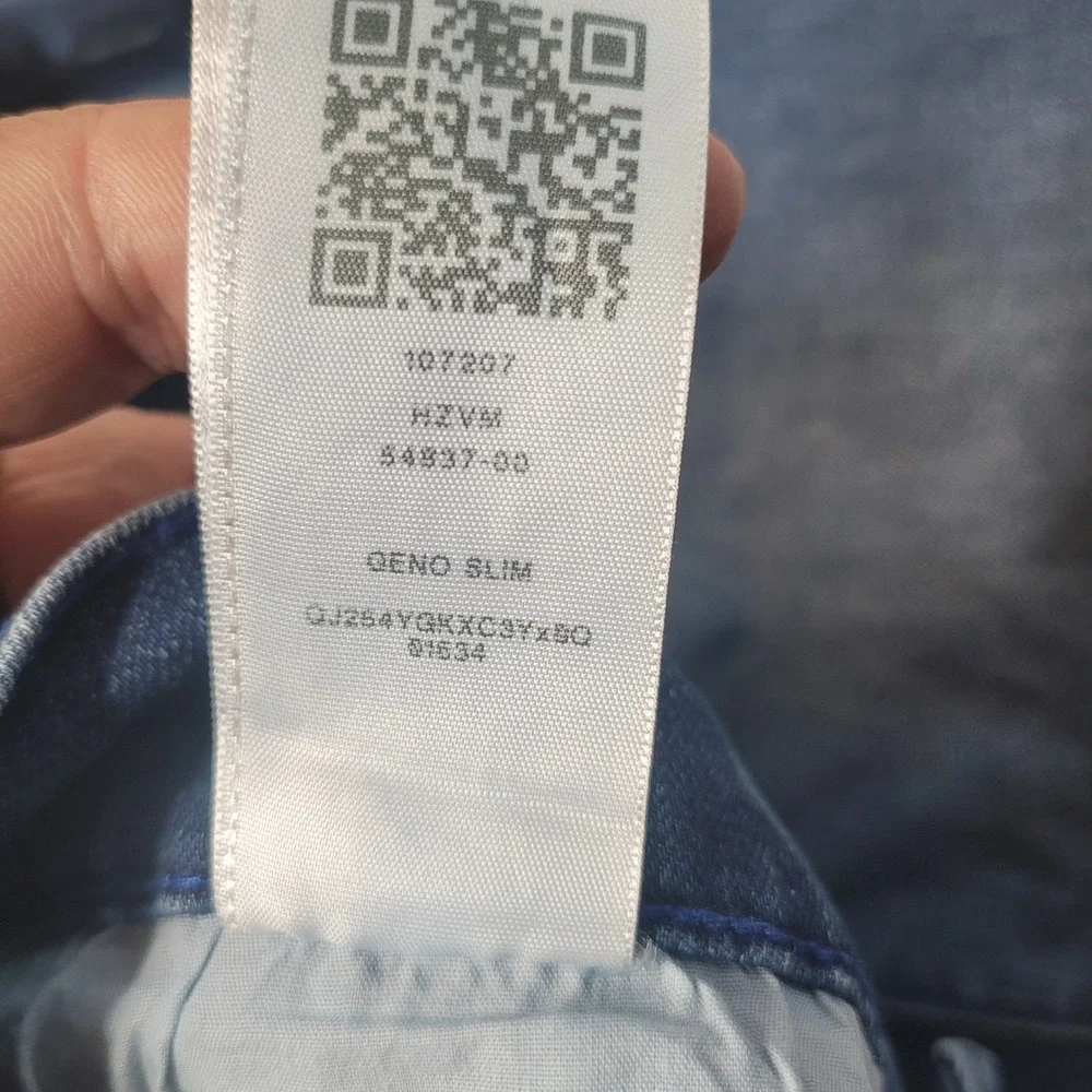 True Religion Geno Relaxed Slim Mens Jeans Blue Medium Wash Size 34